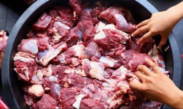 Daging sapi kurban Idul Adha 2025. (Foto: Istimewa)