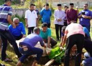Pemko Padang Salurkan Hewan Kurban ke Warga Desaku Menanti