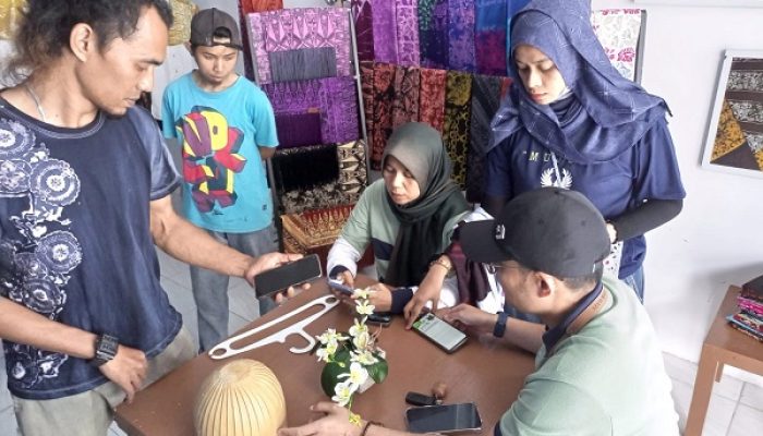 Batik Asrat Karya Warga Padang Panjang Tembus Pasar Luar Daerah