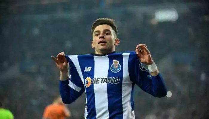AC Milan Ditawari Francisco Conceicao dari Porto, Siap Gantikan Chukwueze?