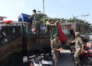 Satpol PP Padang Tertibkan PKL yang Langgar Jam Operasional di Depan LPC