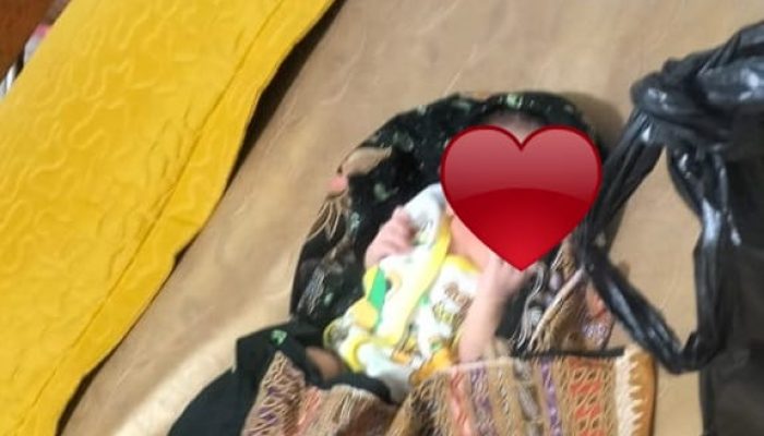 Bayi Perempuan Ditemukan di Teras Rumah Warga Puri Lestari Padang