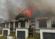 Studio Foto di Ulak Karang Terbakar, Kerugian Capai Rp500 Juta