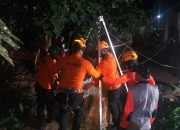 Lansia di Tanah Datar Terjatuh ke Sumur, Tim SAR Berhasil Lakukan Evakuasi