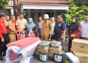 Pemko Padang Salurkan Bantuan bagi Korban Kebakaran di Komplek Cendana