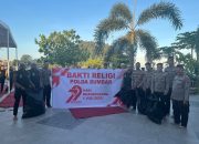 Hari Bhayangkara ke-79, Polisi Padang Turun Tangan Bersihkan Masjid