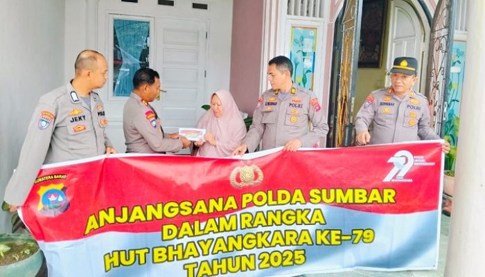 Polda Sumbar Sambangi Warakawuri dalam Rangka Hari Bhayangkara ke-79
