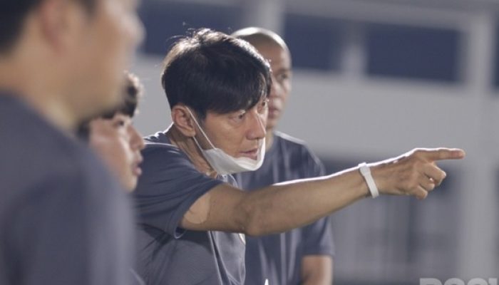Shin Tae-yong Dukung Evaluasi Tim Pelatih Kluivert Usai Kekalahan Telak dari Jepang