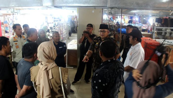 Pemko Padang Tindaklanjuti Keluh PKL Pasar Raya, Pedagang Dipastikan Dapat Lapak Baru