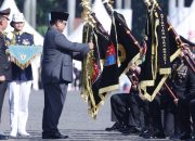 Presiden Berikan Penghargaan Bergengsi Tujuh Satker dan Tiga Personel dengan Catatan Bersih Selama Dinas 