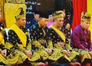 Kapolri Terima Penagruhan Adat ‘Ingatan Budi’ Dari LAM Riau, Ini Alasannya!