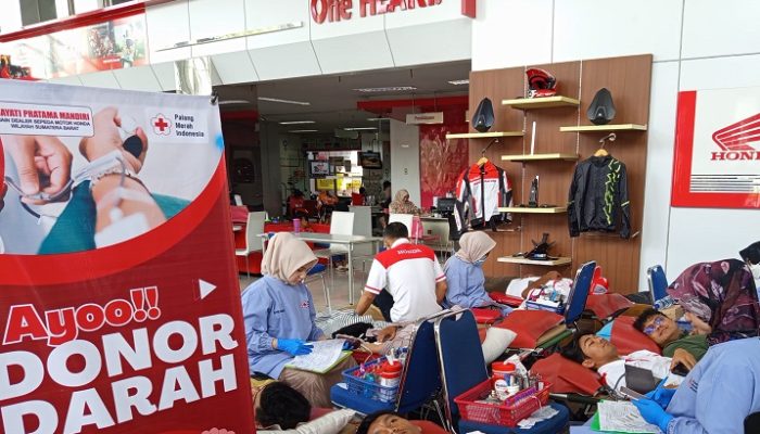 HUT ke-55, Honda Hayati Tebar Kepedulian Lewat Donor Darah dan Santunan Sosial