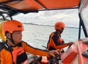 Kapal Boat Terbalik di Perairan Mentawai, 10 Penumpang Masih Dicari