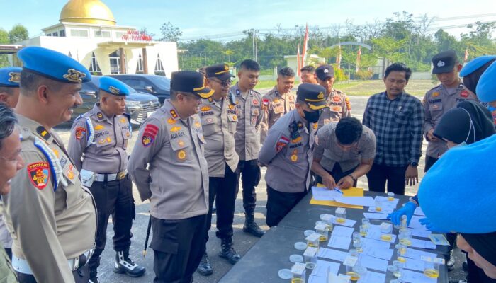 Polres Kepulauan Meranti Gelar Tes Urin dan Razia Rambut Panjang Personel