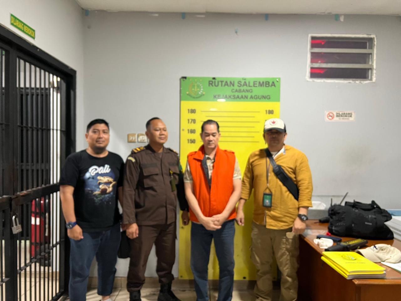 Pelarian 13 Tahun Berakhir, DPO Penggelapan Robby Mattoaly Dibekuk Kejaksaan. (Foto:ist)