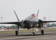 Elang Ausindo 2025 Dimulai, Jet Tempur F-35 Perkuat Latihan TNI AU–RAAF di Pekanbaru