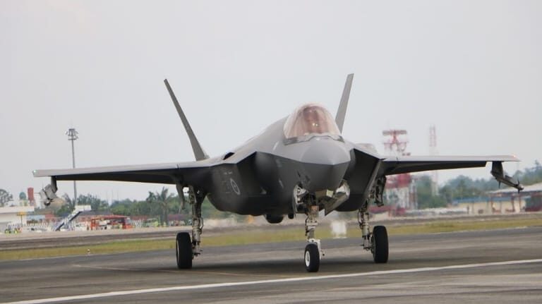 Pesawat tempur F-35 (ist)