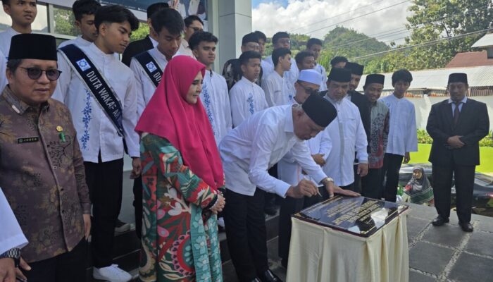 Gubernur Mahyeldi Resmikan Graha Wakaf AR Risalah, Gedung Wakaf Pertama di Sumbar