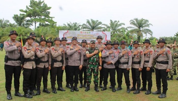 Danyon B Pelopor menghadiri Upacara penutupan TMMD ke – 125 di Pekaitan
