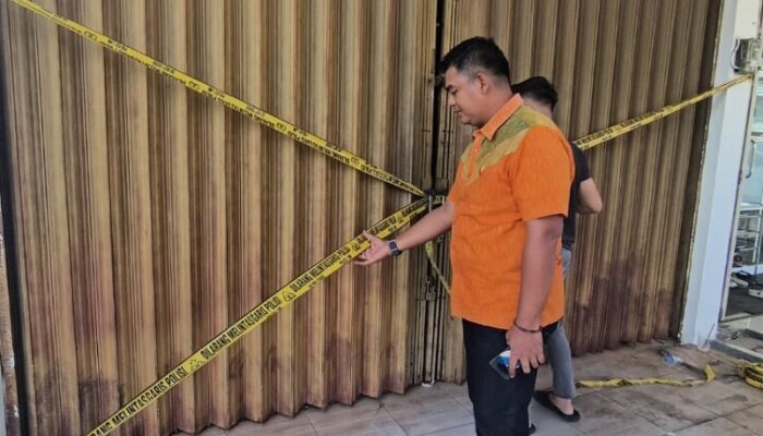 Polresta Pekanbaru Segel PT ASSA Auto Service di Pekanbaru, Ini Penyebabnya!