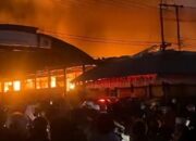 Warga Lihat Percikan Listrik Saat Kebakaran Pasar Atas Payakumbuh