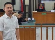Risnandar Mahiwa Menjalani Sidang Pembacaan Nota Pembelaan, Sampaikan Maaf untuk Masyarakat Pekanbaru