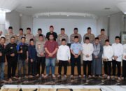 Polda Riau, Forkopimda, dan Komunitas Ojol Gelar Doa Bersama untuk Affan Kurniawan di Mesjid Agung An-Nur Pekanbaru