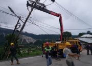 Bus Tertimpa Tiang Listrik di Indarung, Jalur Padang–Solok Sempat Lumpuh