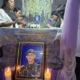 Alm Prada Lucky saat dimakamkan di kediamannya di Kupang, Sabtu kemarin. ( Foto: ist)