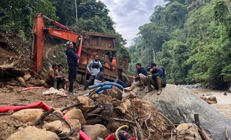 Polisi Bongkar Aktivitas Tambang Emas Ilegal di Pasaman Barat, Alat Berat Disita. (Ist)