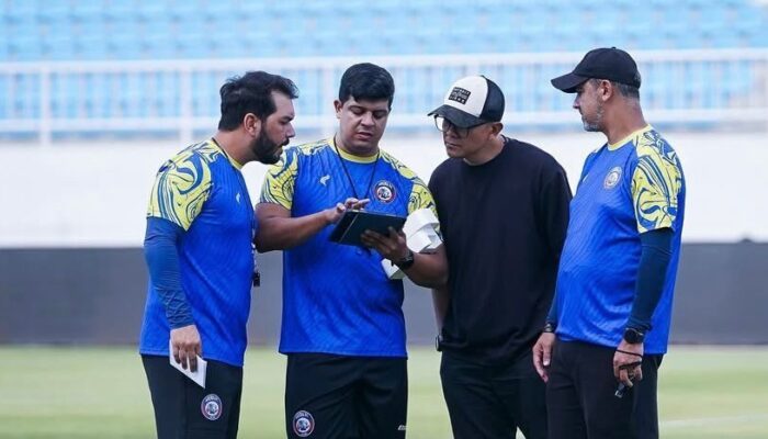 Arema FC Siap Bangkit Hadapi Persib di Kanjuruhan