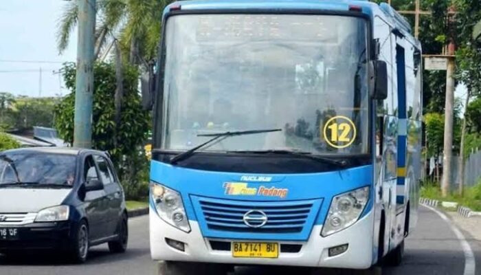 Aksi Demo di Padang, Rute Trans Padang Koridor 1 Dialihkan