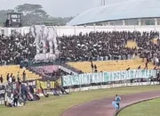 Suporter PSPS Pekanbaru Suarakan “Selamatkan Tesso Nilo” di Tengah Laga Kontra PSMS