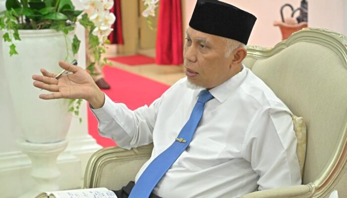 Gubernur Mahyeldi Instruksikan Penertiban Tambang Ilegal di Sumbar