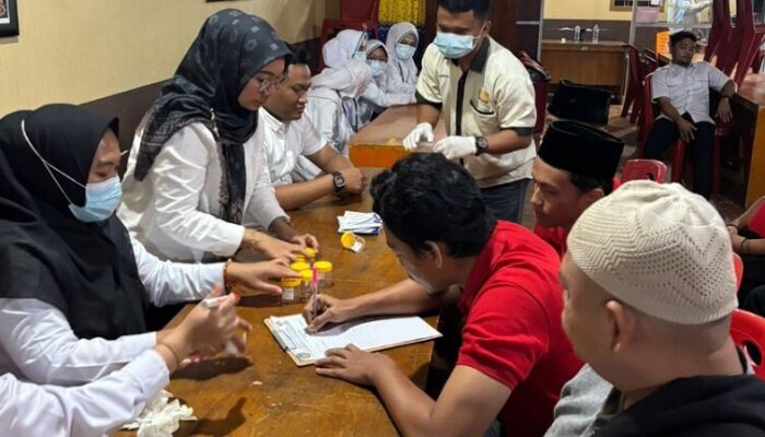 Perangi Narkoba, Lapas Kelas IIA Pekanbaru Lakukan Tes Urine Secara Berkala