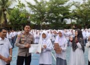 Penghafal Al Quran MAN 2 Solok, Polsek X Koto Singkarak Berikan Penghargaan
