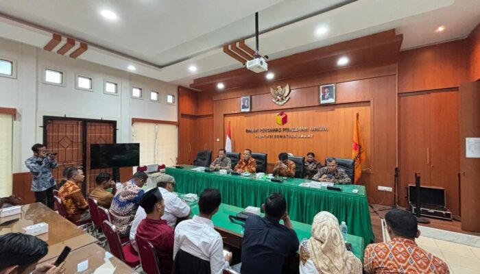 Pertama di Indonesia, Bawaslu Sumbar Gelar Survei Kepuasan Publik
