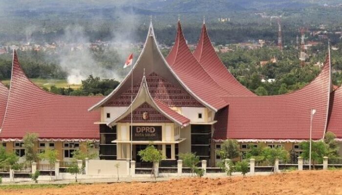 Buntut Laporan Suami, Oknum DPRD Kota Solok Dilaporkan ke Badan Kehormatan