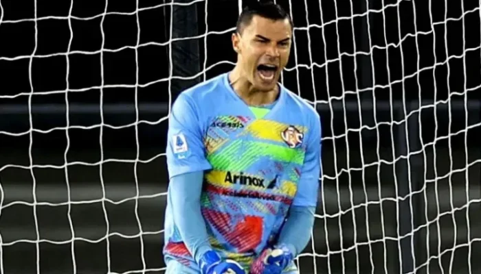 Kiper Timnas Indonesia Emil Audero Dilaporkan Gabung Klub La Liga