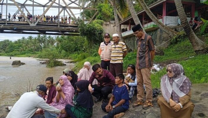 Pencarian Warga Lansia Hanyut di Sungai Ombilin Belum Membuahkan Hasil