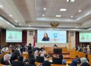Seminar JS Khairen di UNP, Kisah Nyata dalam Novel Dompet Ayah Sepatu Ibu