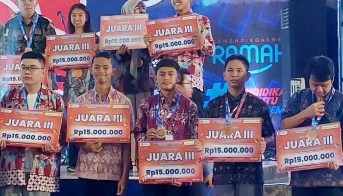 Jawara Sains Nasional, Dua Siswa SMAN 1 Sumbar Raih Prestasi Gemilang di OSN 2025