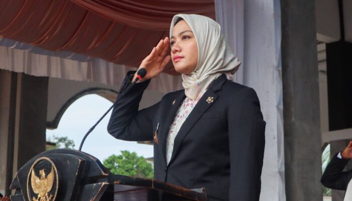 Bupati Dharmasraya Serukan Santri Terus Beradaptasi, Menjadi Solusi Tantangan Masyarakat Modern