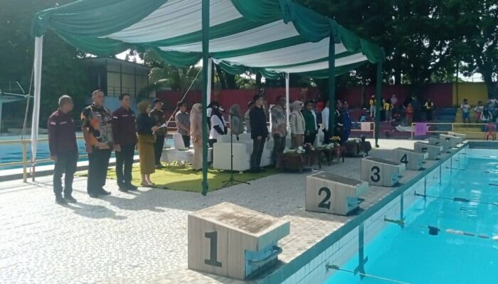 Ratusan Atlet Bersaing Sengit di Kejuaraan Renang Sumatera Cup Piala Wali Kota Padang 2025