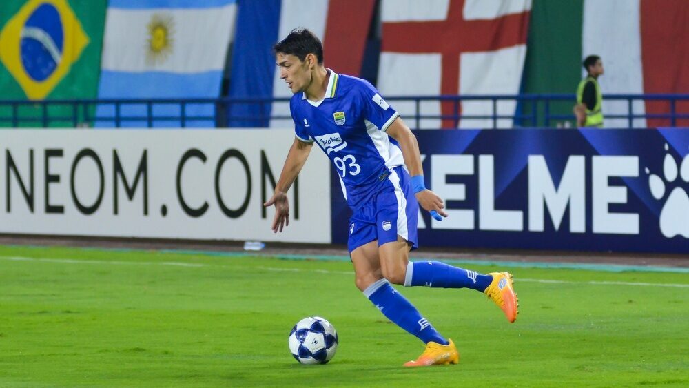 Bek asing Persib Bandung, Federico Barba.