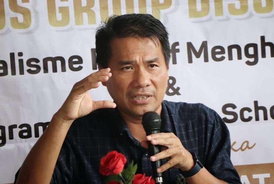 Pengamat politik dari Universitas Andalas (Unand), Prof. Asrinaldi. (Foto: Istimewa)