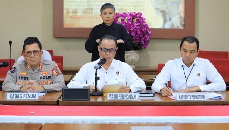 Konferensi pers pengungkapan kasus korupsi PT SPR Riau di Gedung Bareskrim Polri, Jakarta, Selasa (21/10/2025). (dok.ist)