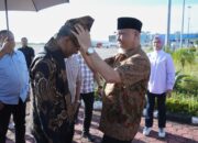 Gubernur Mahyeldi Sambut Kajati Sumbar yang Baru di Bandara Internasional Minangkabau