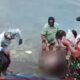 Evakuasi Mayat di Danau Maninjau, Korban Diketahui Warga Pekanbaru. (ist)