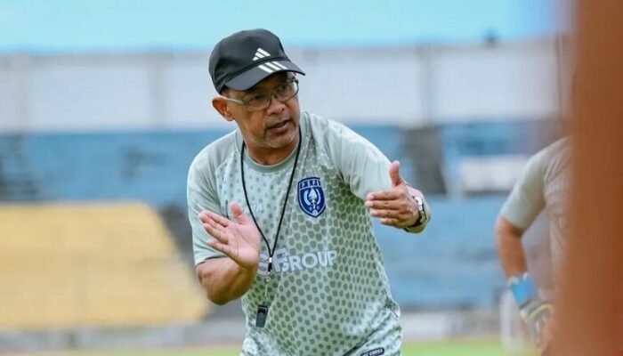 Begini Kata Pelatih Aji Santoso Jelang Laga PSPS Pekanbaru vs Persekat Tegal